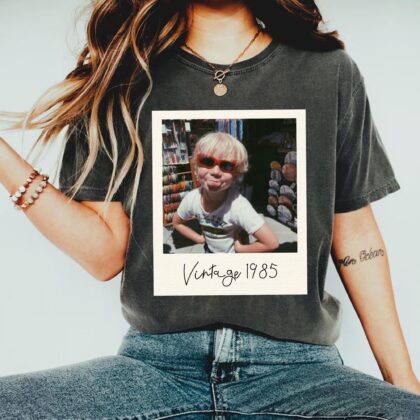 Excellent services and communication from seller. Arrived well before estimated delivery date. Superb quality T-shirts and print